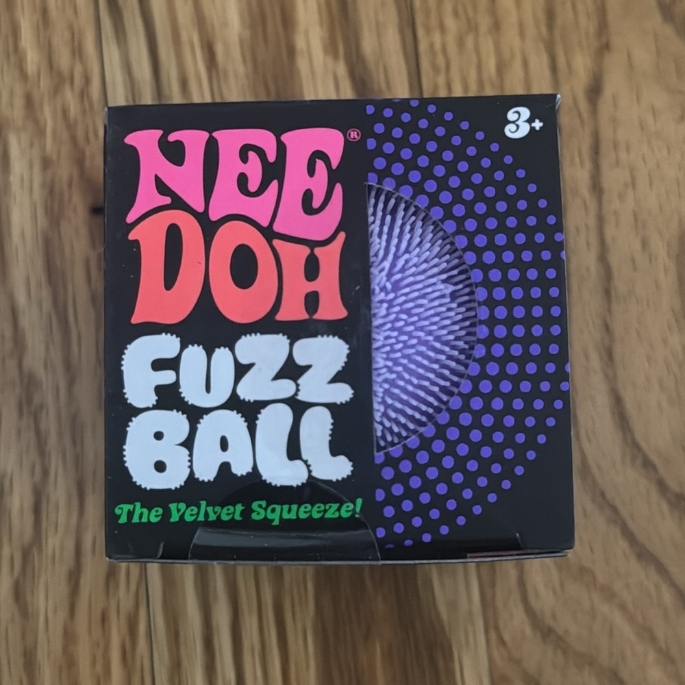 NeeDoh Fuzz Ball The Velvet Squeeze - Purple